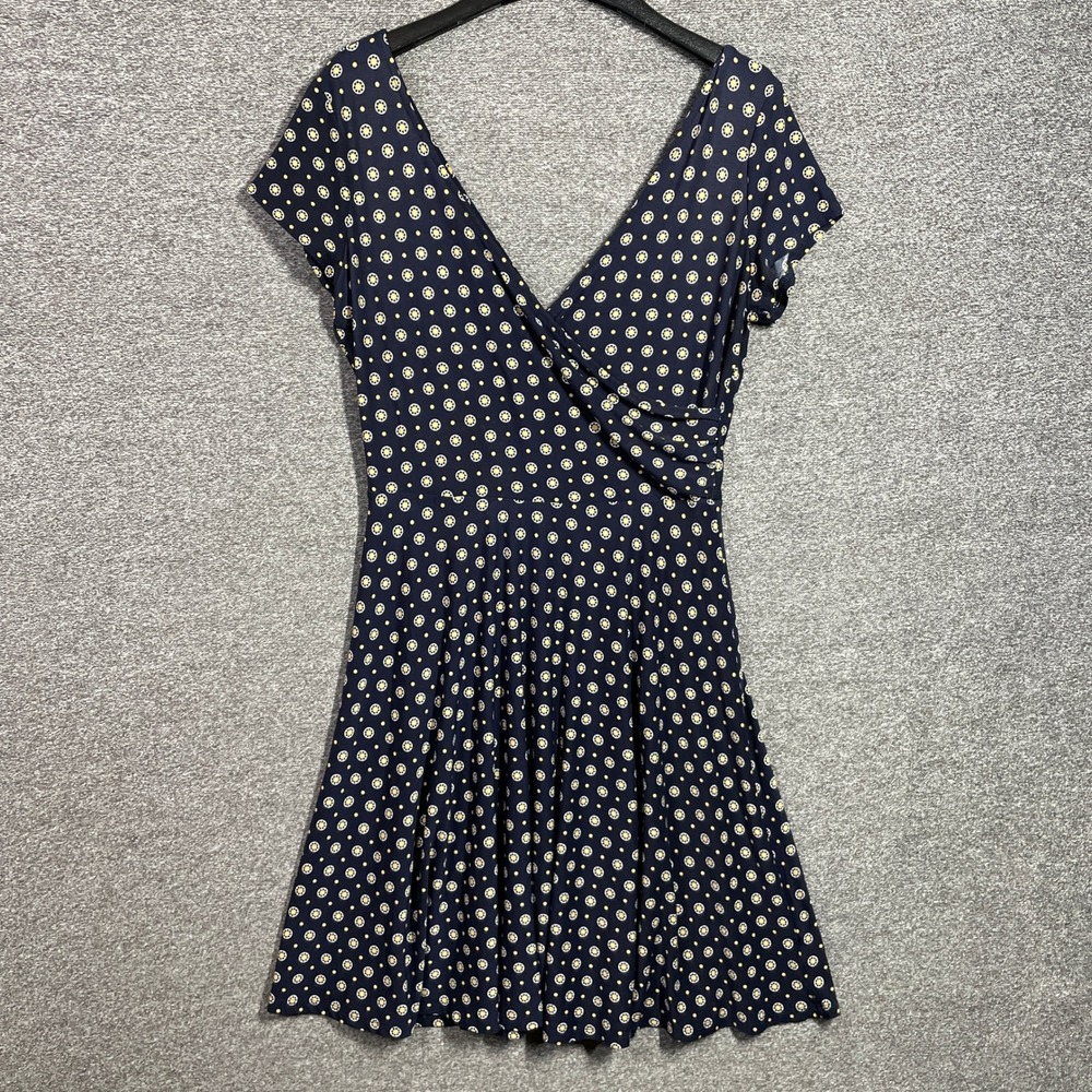 Kaileigh Dress Navy Blue Medallion Print Surplice V-Neck Fit & Flare Medium